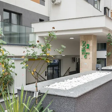1025 Apartament *
