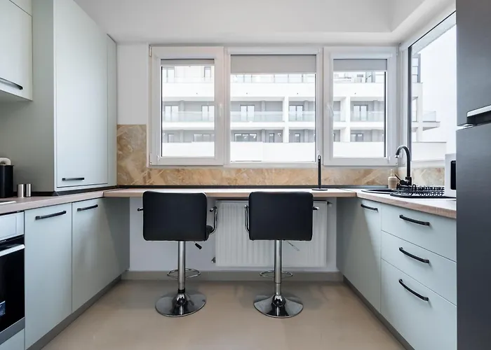 Apartment 1025 *