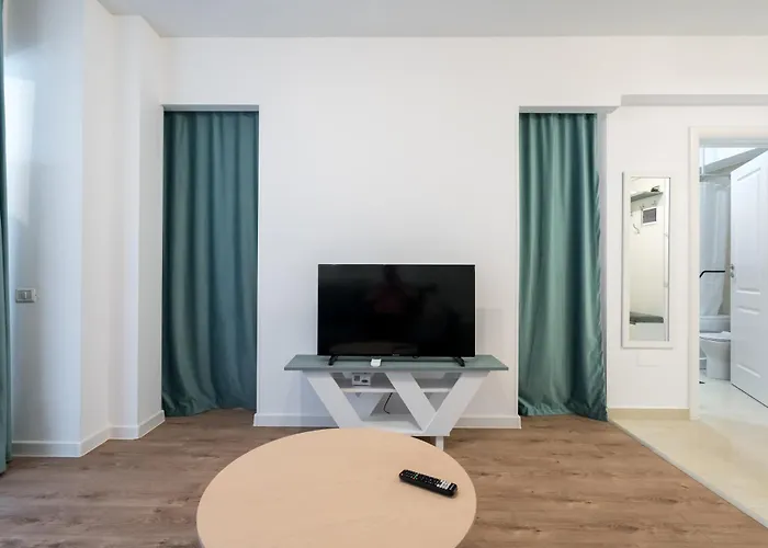 Apartment 1025